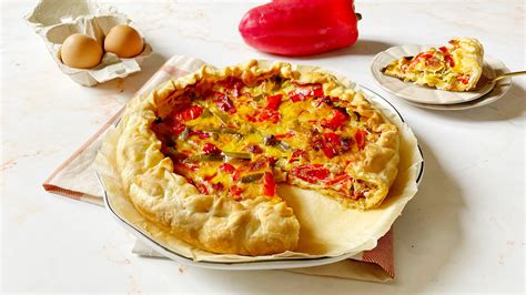 Torta Salata Peperoni e Tonno