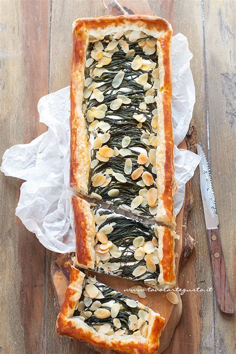 Torta Salata con Agretti