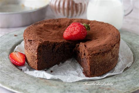 Torta al Cioccolato con Albumi