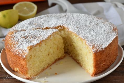 Torta al Limone Senza Glutine al Latte Caldo
