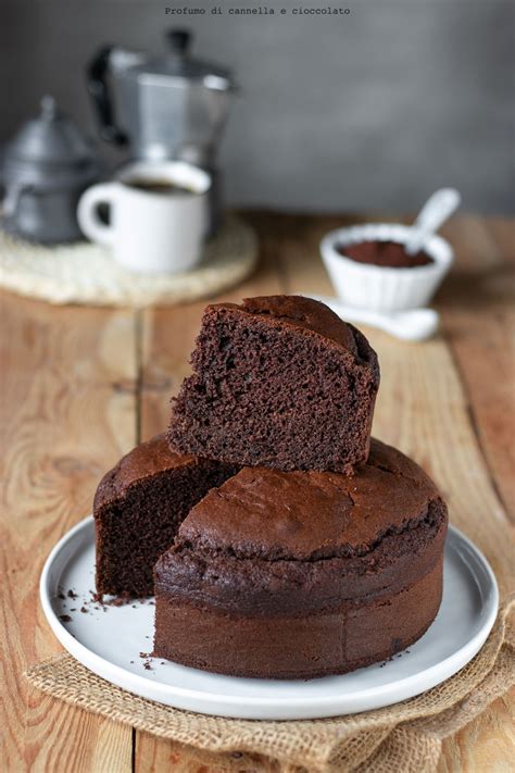 Torta al cacao in uno stampo
