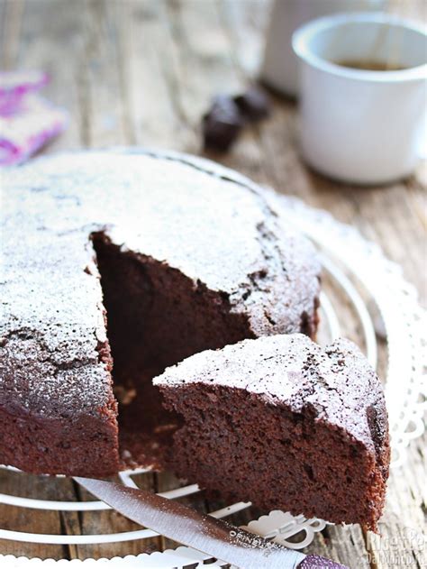 Torta all'Acqua e Cioccolato Servita