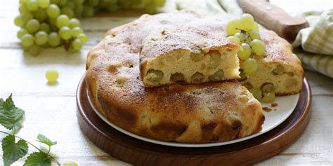 Torta all'Uva Bianca