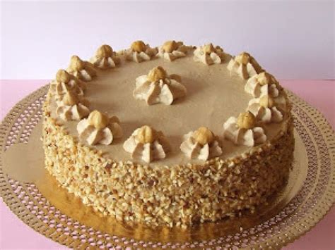 Torta alla Nocciola e Panna