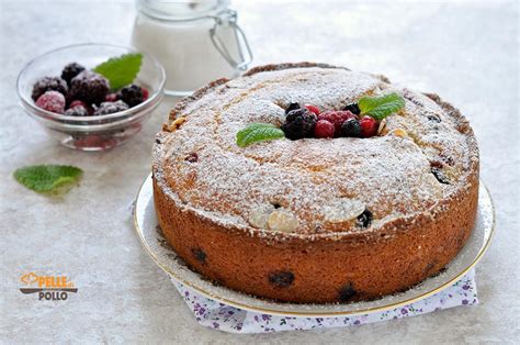 Torta allo Yogurt con Frutti di Bosco