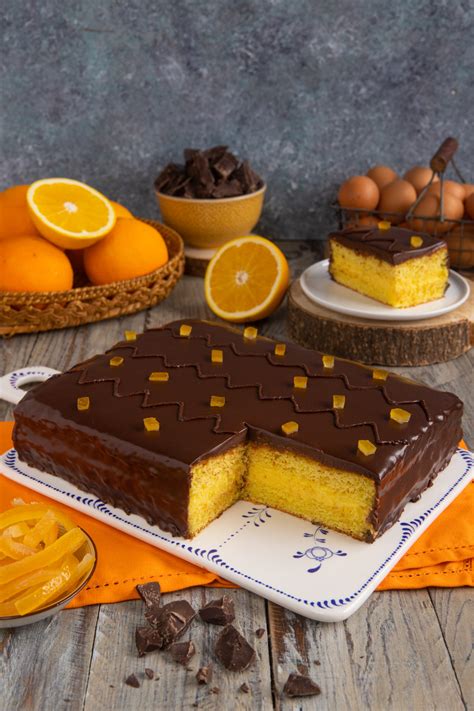 Torta arancia e cioccolato senza uova pronta