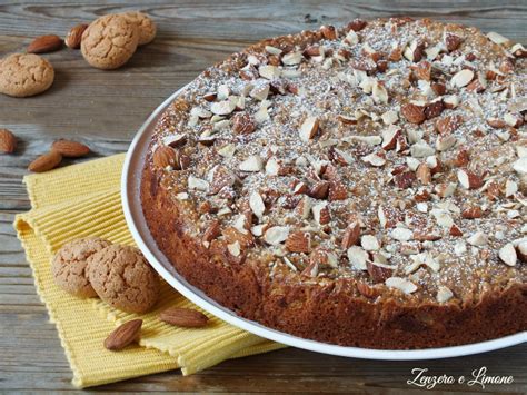 Torta con Amaretti e Mandorle