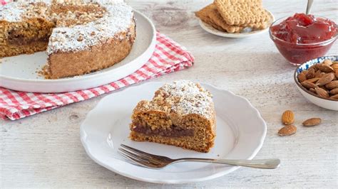 Torta con Avanzi di Biscotti