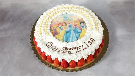 Torta con cialda e panna