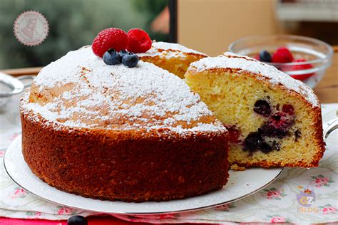Torta con marmellata ai frutti di bosco
