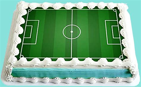 Torta decorata con cialda campo da calcio