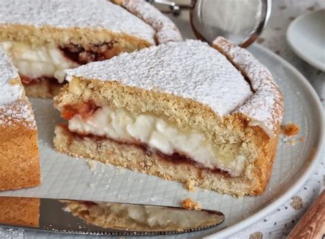 Torta di Biscotti e Marmellata con Frolla all'Olio