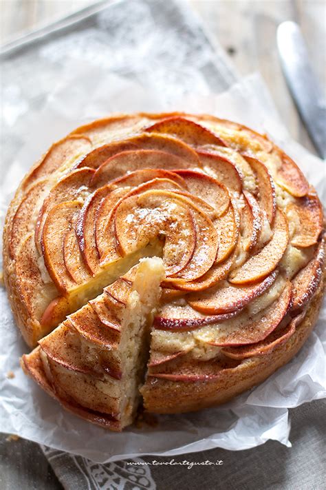 Torta di Mele Vegana Decorata