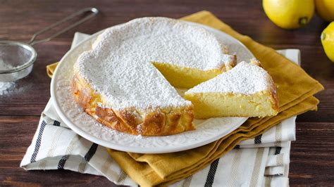 Torta di Ricotta con Limone