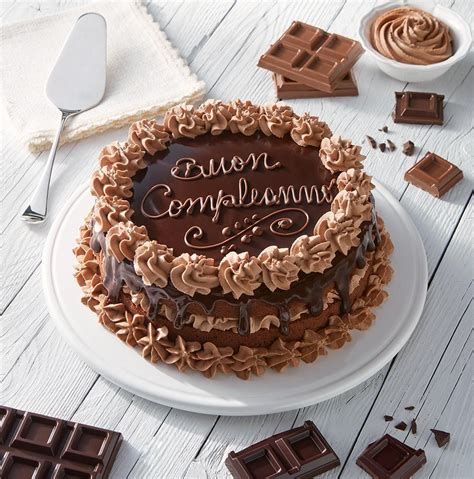 Torta di compleanno al cioccolato