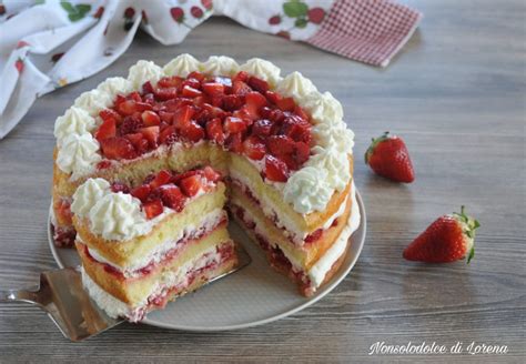 Torta di compleanno alle fragole