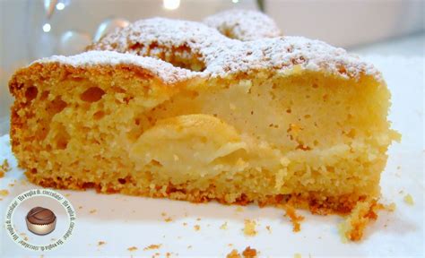 Torta di mele con purea di mele