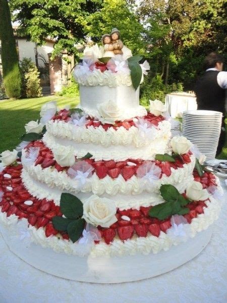 Torta nuziale classica italiana