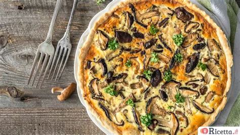 Torta salata ai funghi fatta in casa