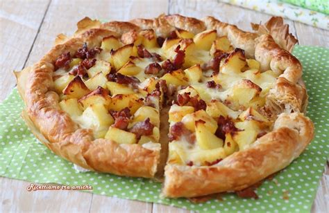 Torta salata con salsiccia e provola