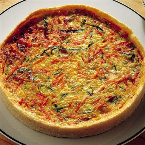 Torta salata svuota frigo con verdure