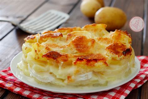 Tortino di patate, salsiccia e mozzarella