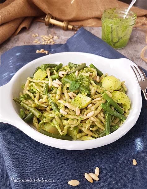 Trofie al pesto con patate e fagiolini