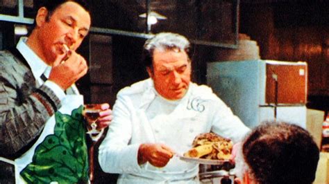 Ugo Tognazzi in cucina