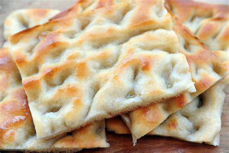 Varianti della Focaccia Ligure Senza Lievito
