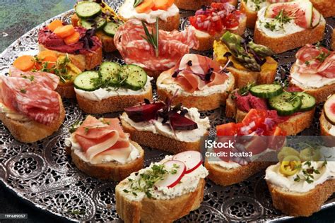 Varietà di crostini