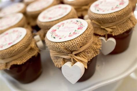 Varietà di gusti di marmellata per bomboniere