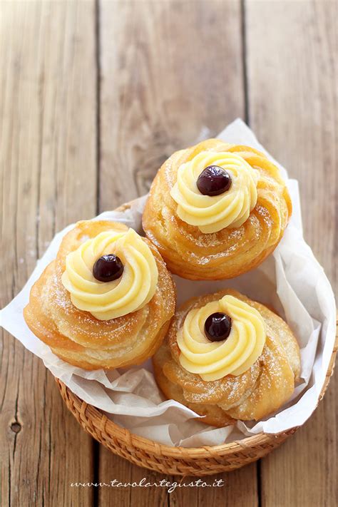 Zeppole di San Giuseppe Fritte