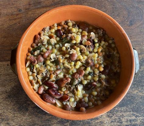 Zuppa Rustica Servita