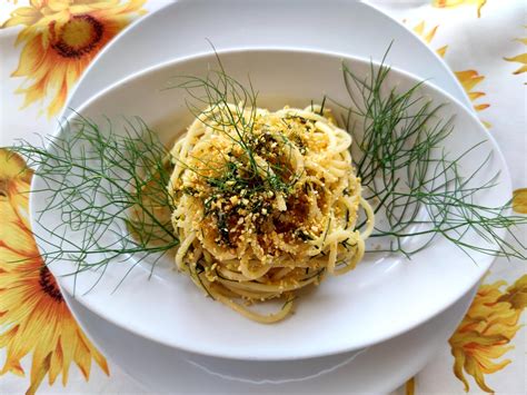 preparazione spaghetti con finocchietto